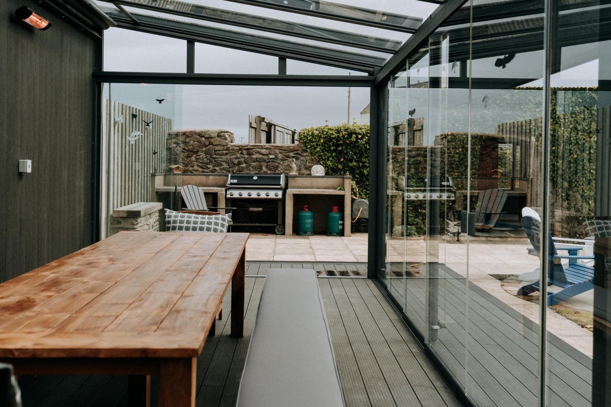 Holiday home Treleddyn